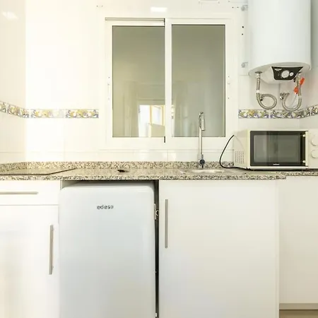 Joaquin Costa Alameda By Valcambre Apartment