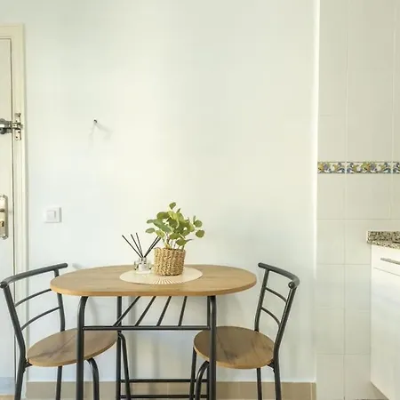 Apartment Joaquin Costa Alameda By Valcambre Seville