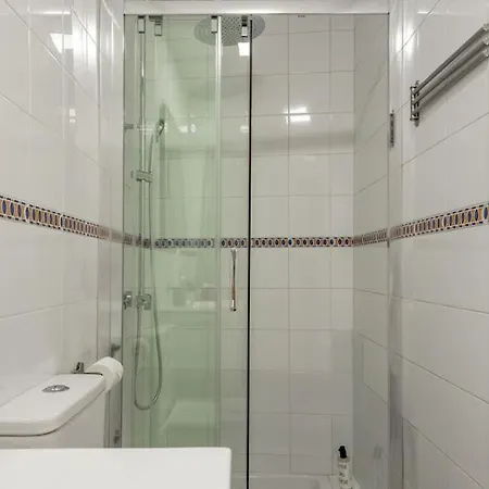 Apartment Joaquin Costa Alameda By Valcambre *