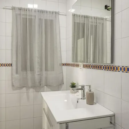 Joaquin Costa Alameda By Valcambre Apartment *