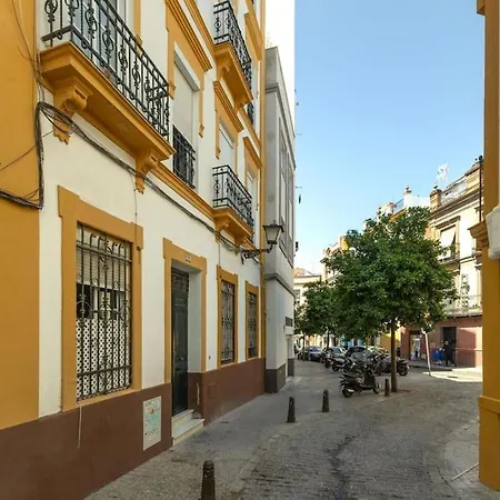 Joaquin Costa Alameda By Valcambre Apartment *